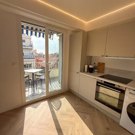 Port De 4pers Emplacement Ideal Appartement Nice