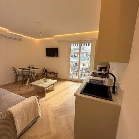 Port De 4pers Emplacement Ideal